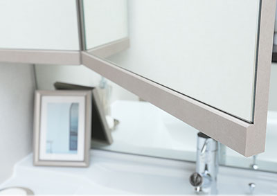 オレフィン框付三面鏡